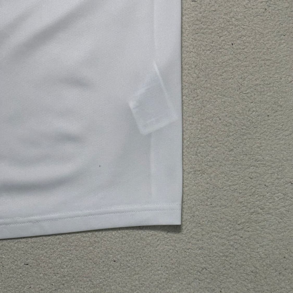 NIKE 드라이핏 스우시 반팔티 화이트 M 상품이미지4