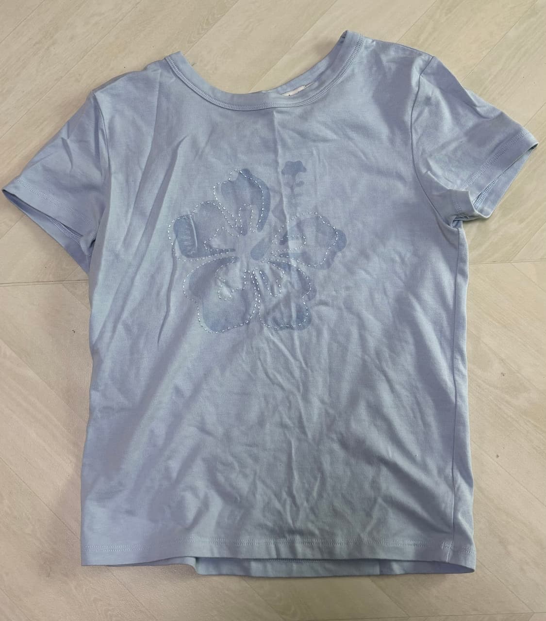 썬번 플라워 스티치 티셔츠 상품이미지2