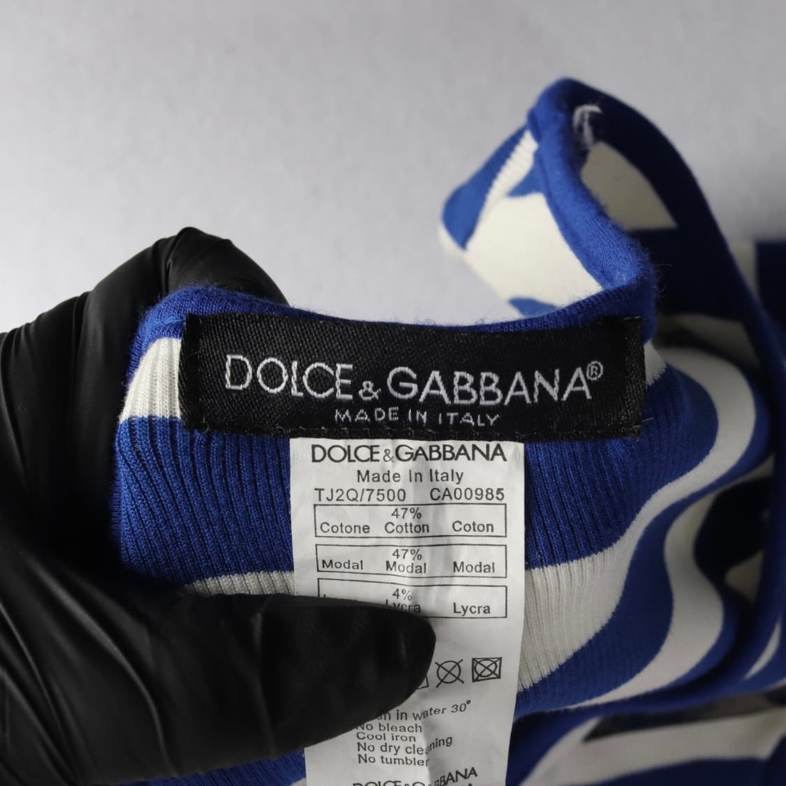 돌체앤가바나 딱붙핏 브이넥 스트라이프 반팔티 상품이미지3