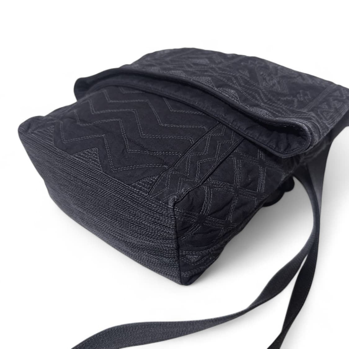 이세이미야케 타마샤 tamasha 자수 숄더백 상품이미지5