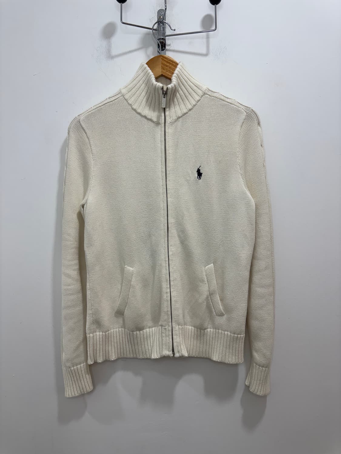 폴로 흰색 화이트 꽈배기 니트 자켓 상품이미지5