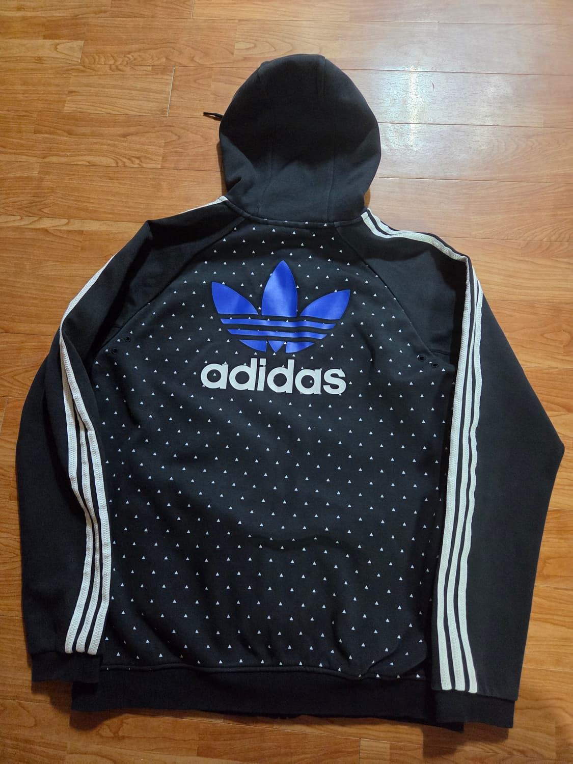 극희소 아디다스X퍼렐윌리엄스 후드집업 상품이미지1