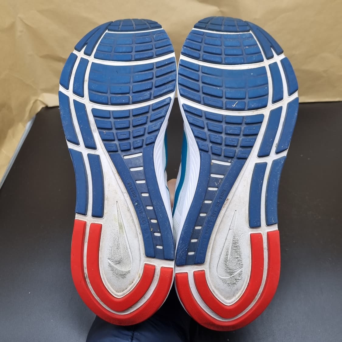 나이키 스트럭쳐24 남성운동화275  상품이미지3