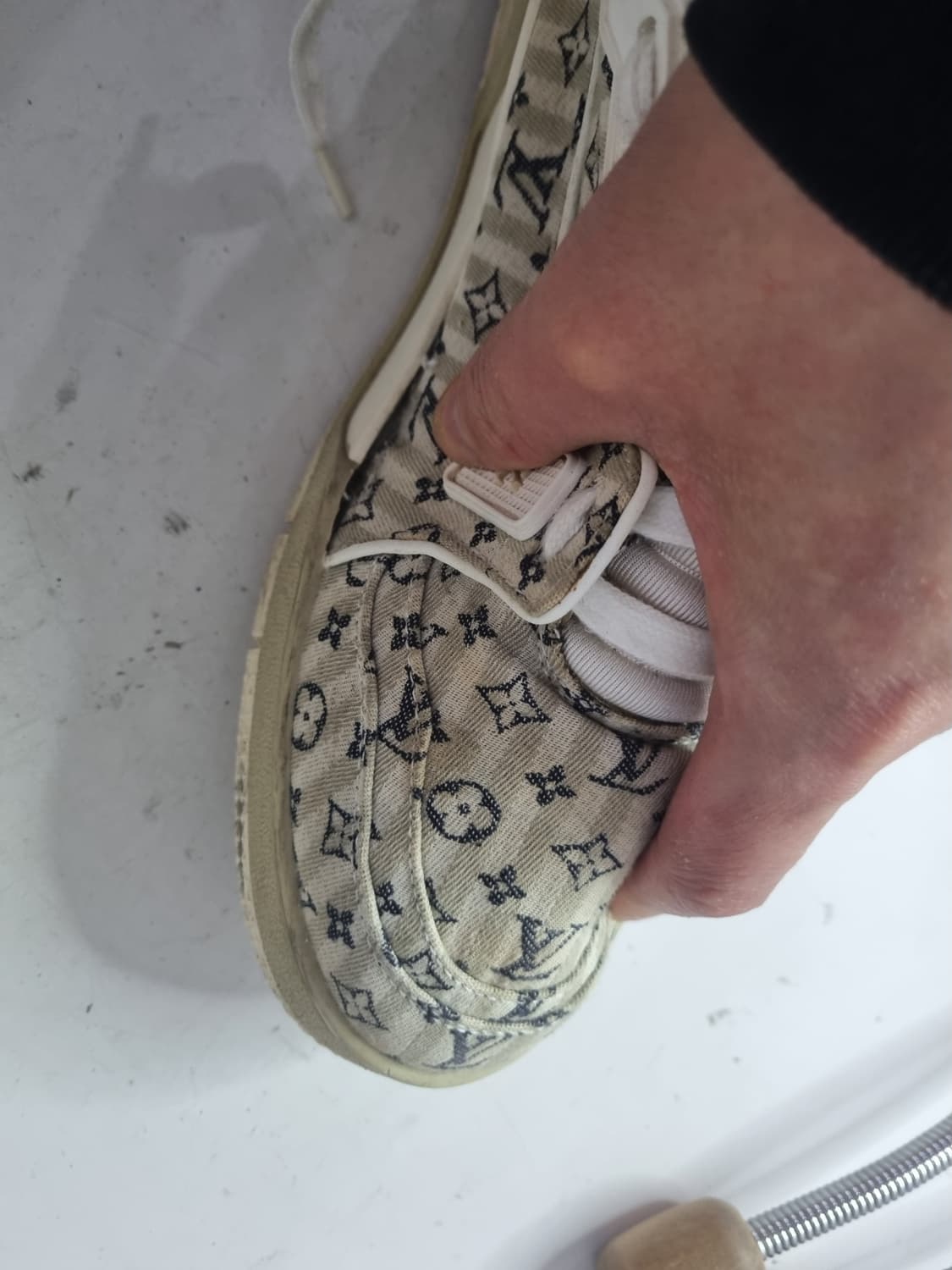 8 루이비통LV 트레이너 모노그램 베이지 상품이미지8