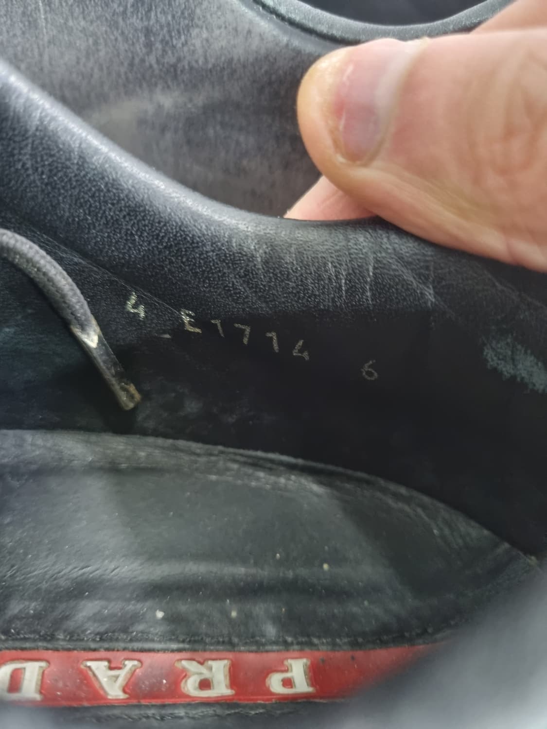 프라다 6 실버 빈티지 스니커즈 상품이미지6