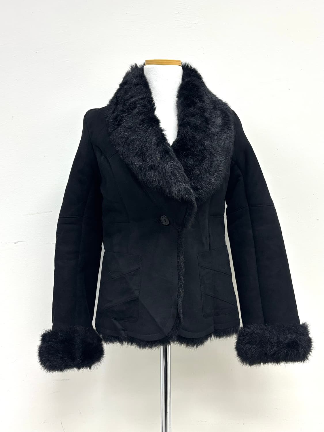 빈티지 블랙 무스탕 상품이미지1