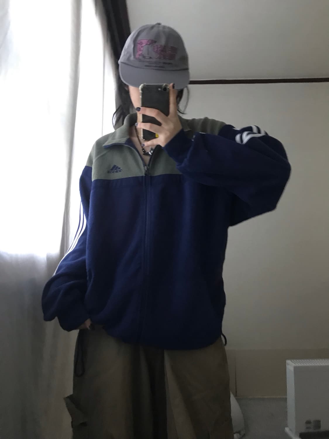 아디다스90s 카키 네이비 오버핏 후리스 상품이미지7