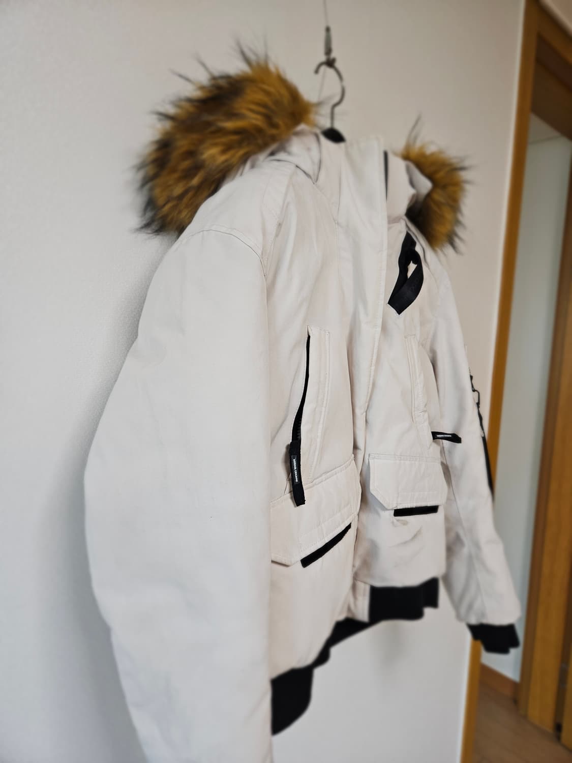 [S급 정품] 내셔널지오그래픽 타루가 패딩 풀세팅 SS급 상태 급처 상품이미지3