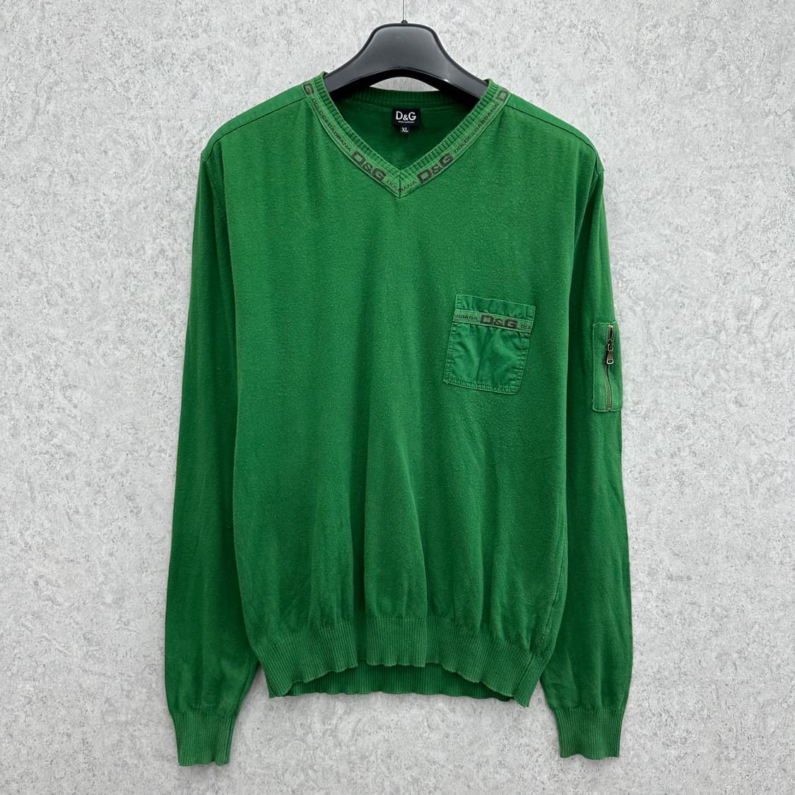 105 돌체앤가바나 남자 브이넥 니트 상품이미지1