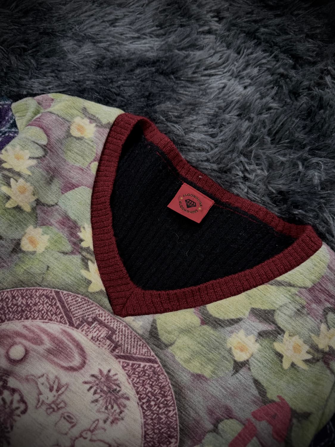 ALGONQUINS 오리엔탈 패턴&체크 브이넥 니트 상품이미지5