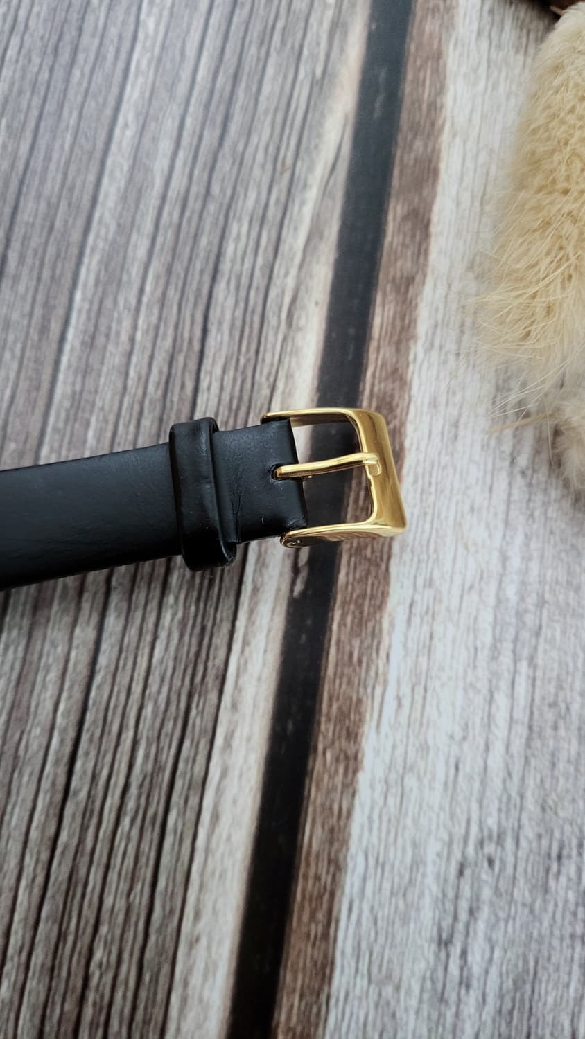 정품 셀린느 스몰 세컨즈 골드 남여공용 쿼츠시계 상품이미지10