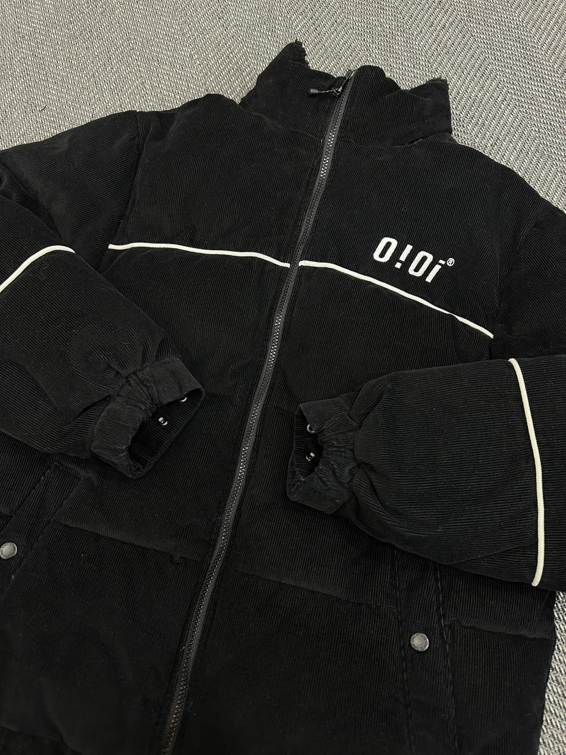 오아이오아이 코듀로이 패딩 블랙 상품이미지3