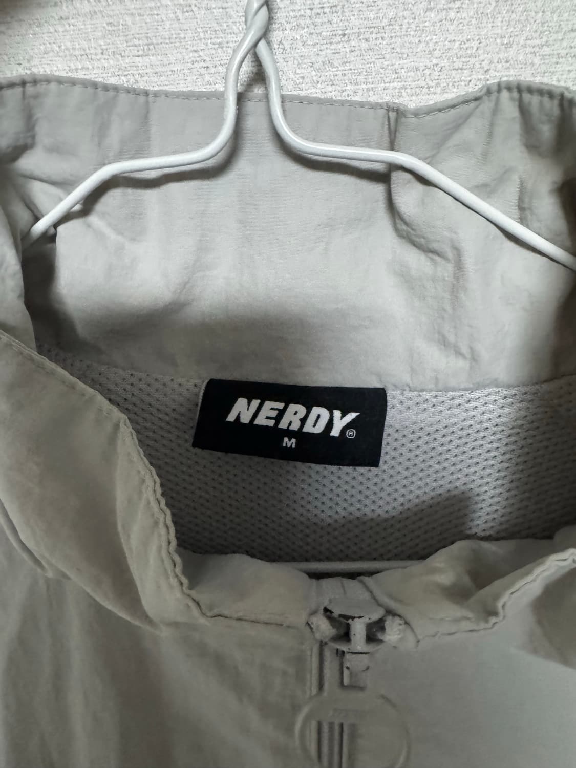 널디 라이트 그레이 트랙탑 상품이미지2