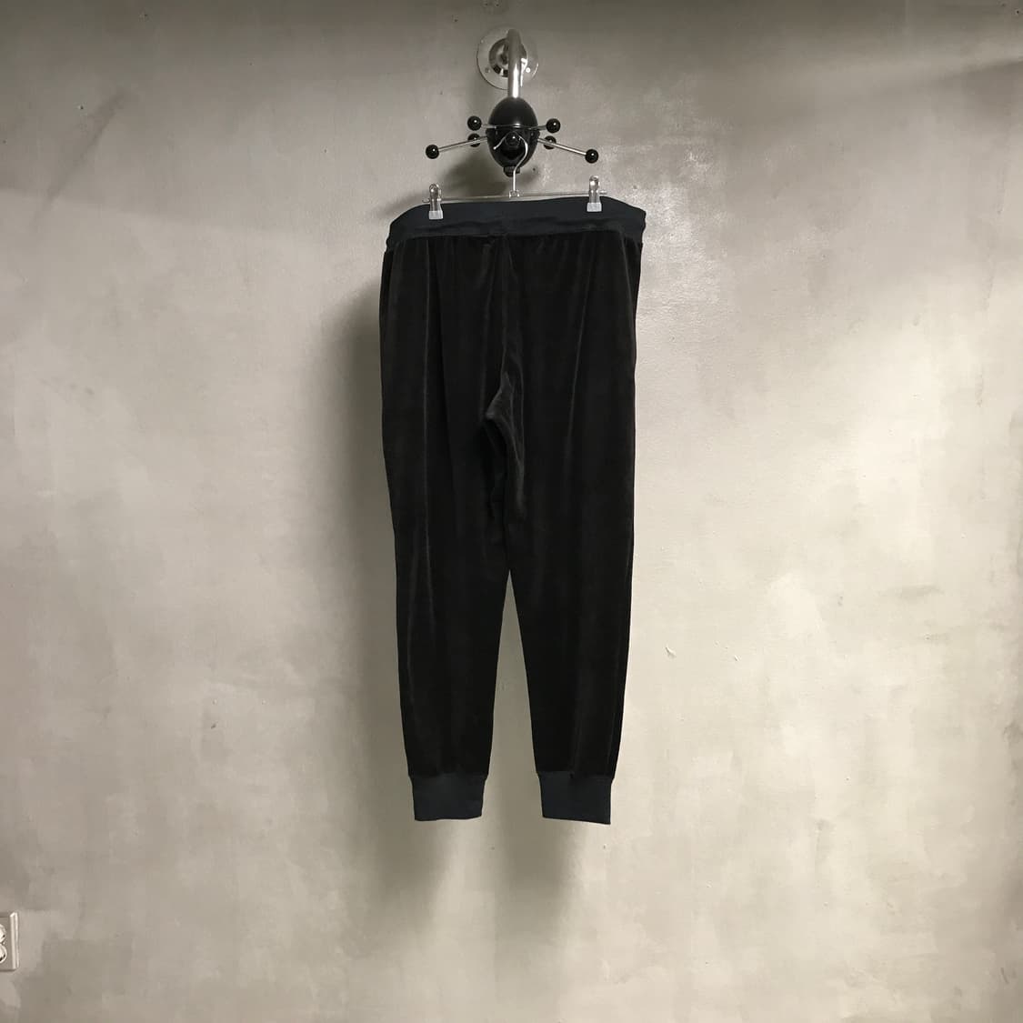 폴로 랄프로렌 벨벳 스웻 팬츠 XL 상품이미지5