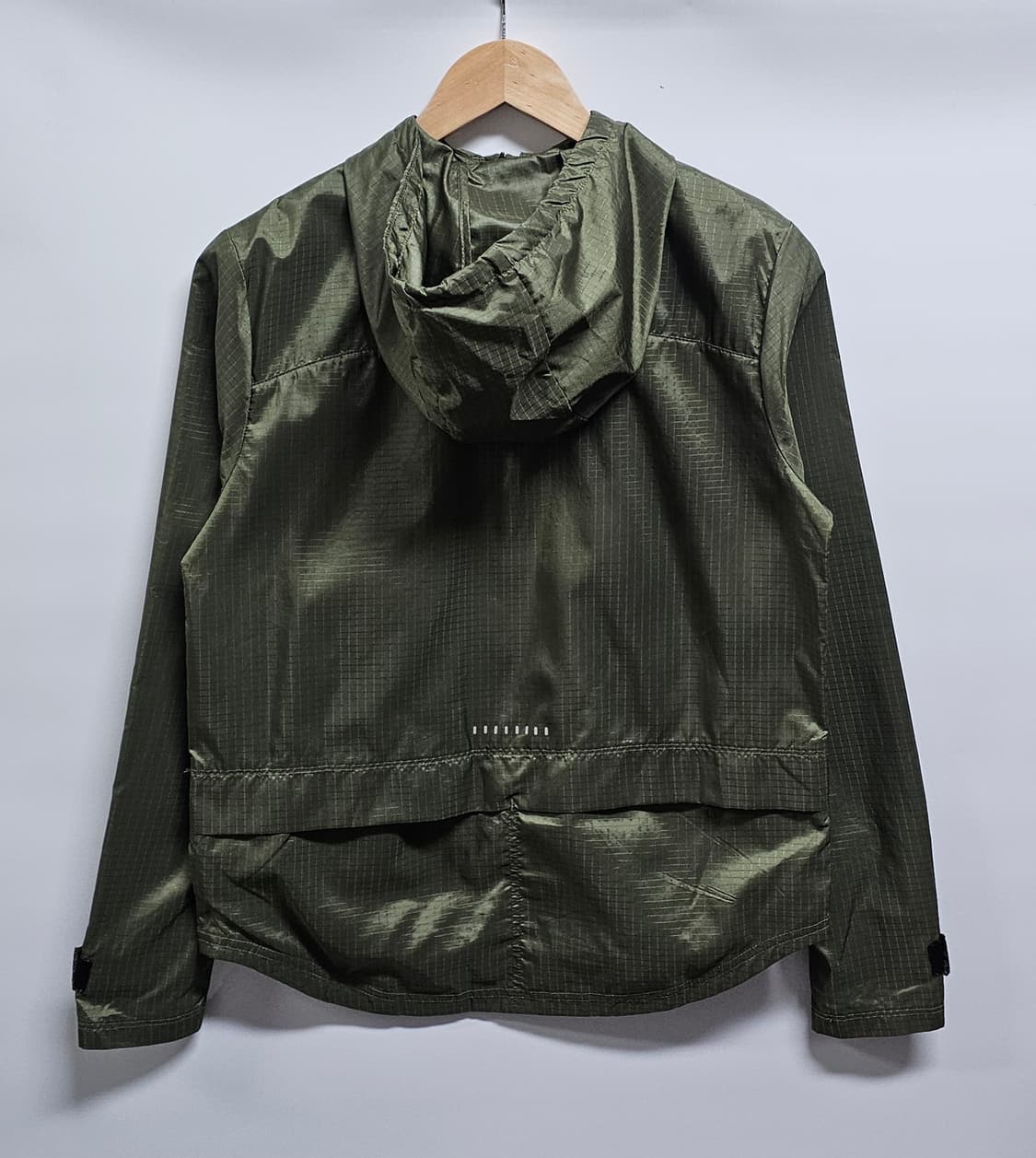 나이키 여성 에센셜 러닝바람막이 S 상품이미지2