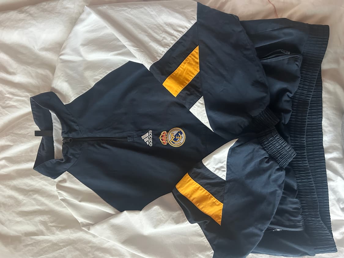 아디다스 레알마드리드 아노락 상품이미지4