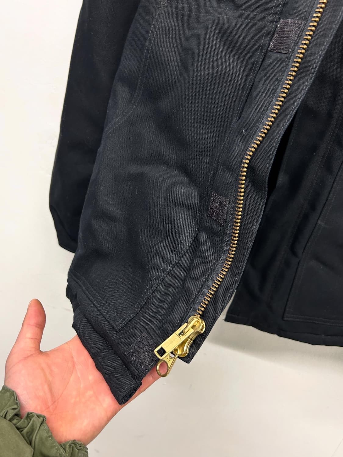 칼하트 트렌디셔널 방염 워크 자켓 상품이미지6