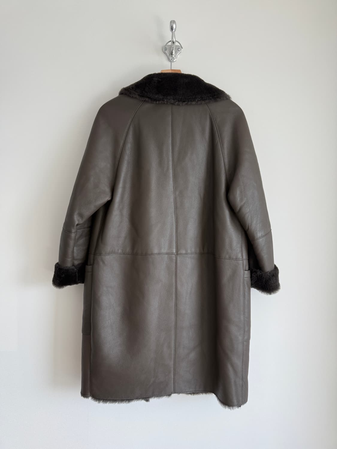 Pre owned 리얼무통 무스탕 코트(스페인레더) 상품이미지2