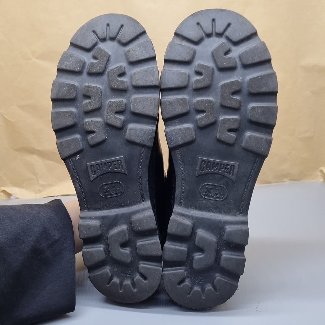 캠퍼 남성가죽 스니커즈 실사이즈265 상품이미지3