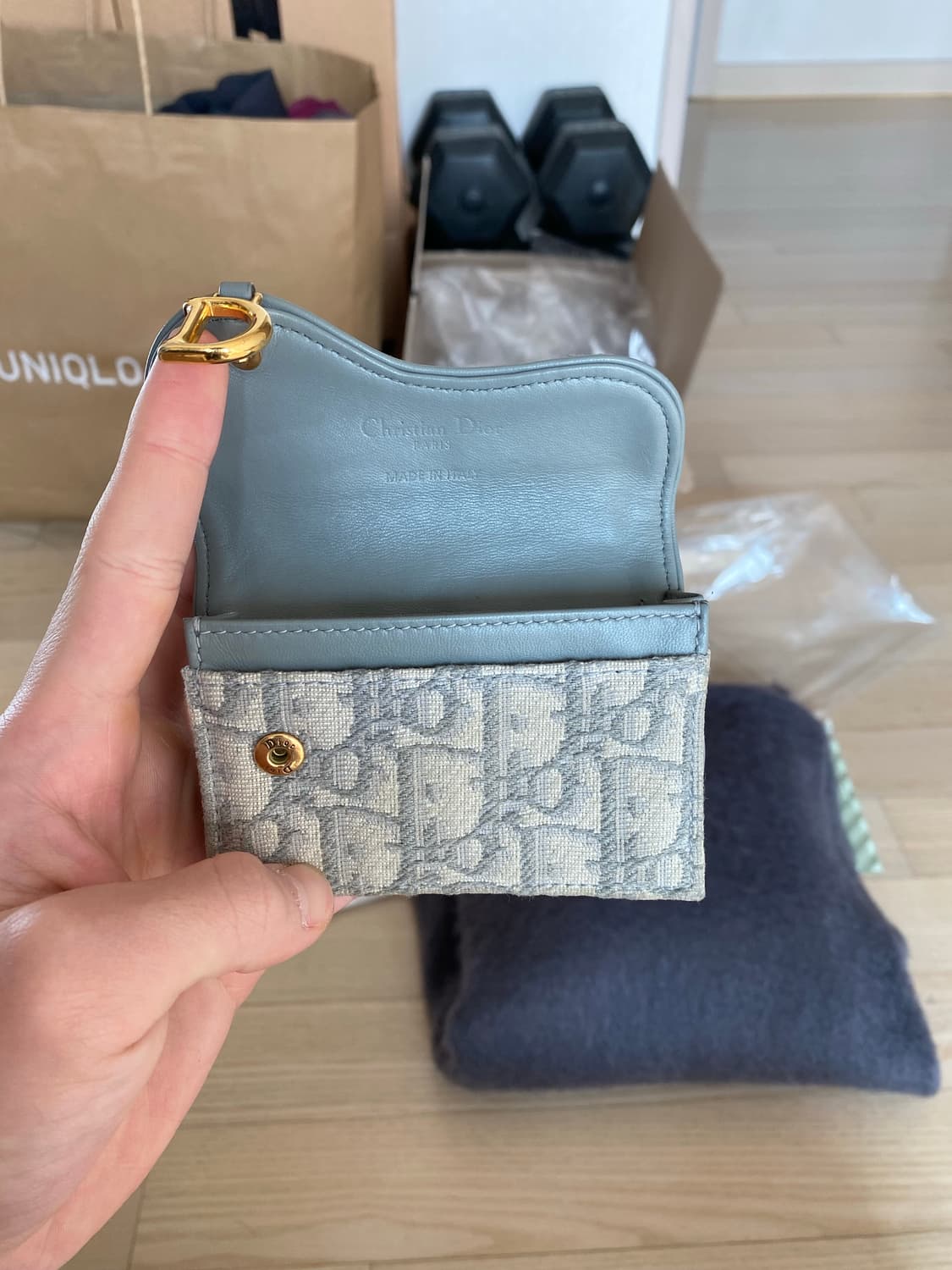 디올 새들 오블리크 자카드 플랩 카드지갑 상품이미지3