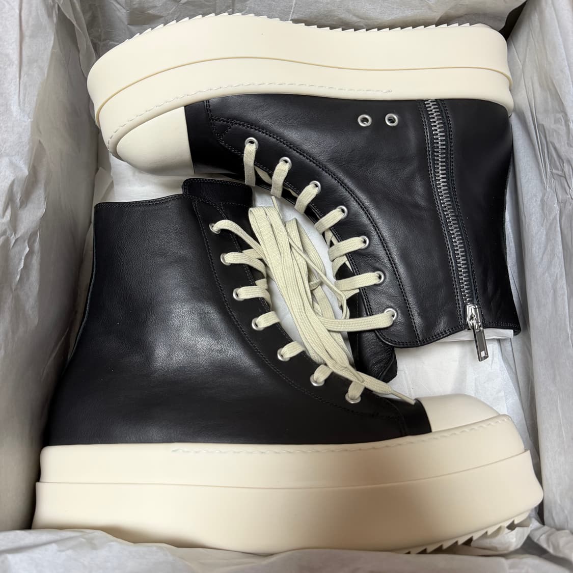 26S/S 릭오웬스 메가 범퍼 하이탑 스니커즈  LCO 911 상품이미지4