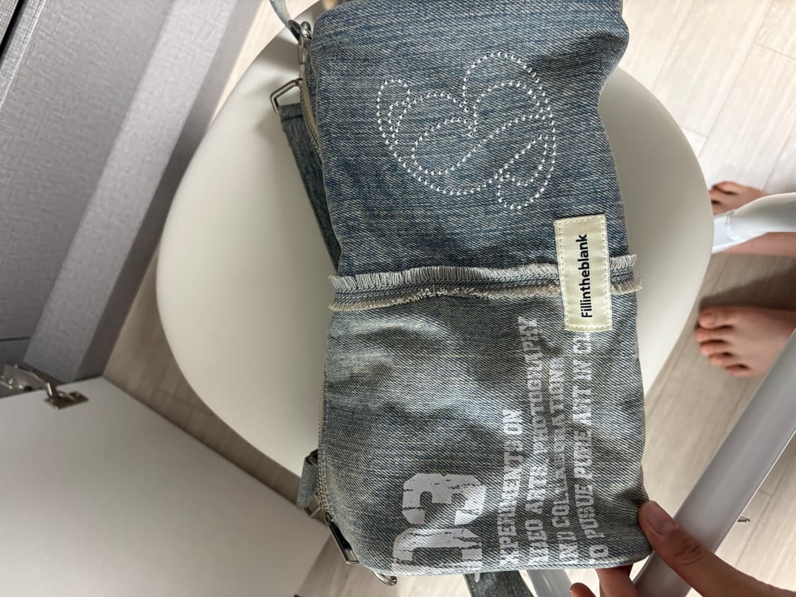 필인더블랭크 크로스 숄더백  상품이미지1