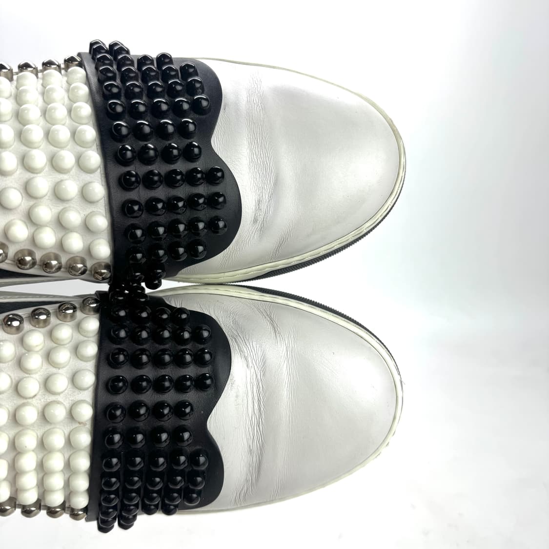 260) FENDI 펜디 칼리토 스터드 슬립온 스니커즈 상품이미지7