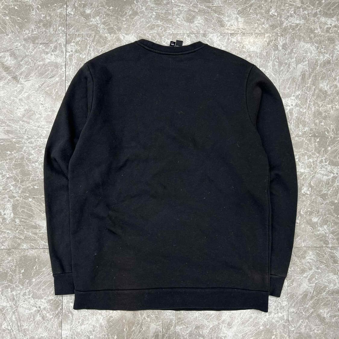 아디다스 블랙 삼선 러블리힙 스웨트셔츠 맨투맨(XL) 상품이미지3