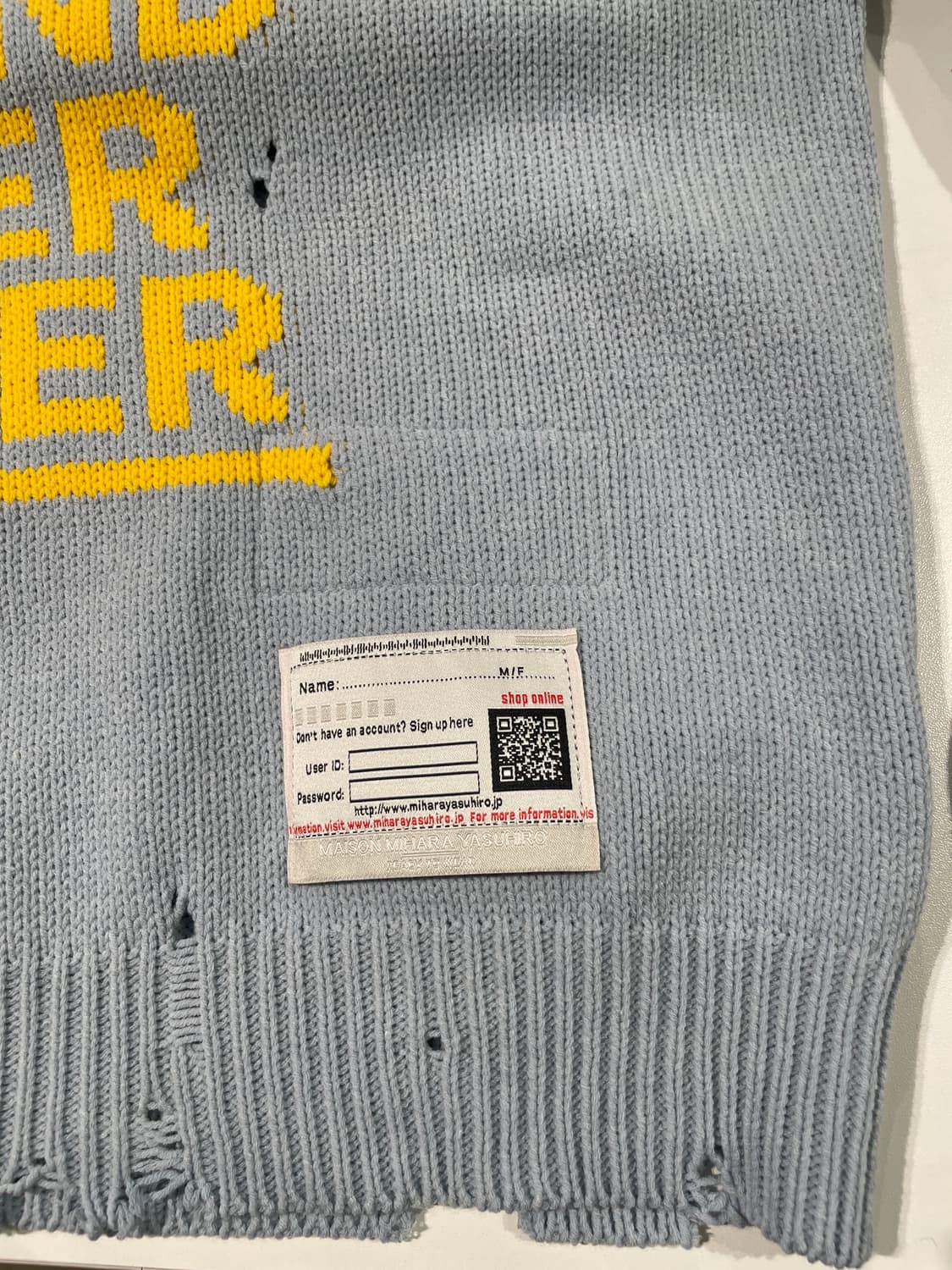 미하라 야스히로 스카이 블루 메세지 자카드 스웨터 상품이미지9