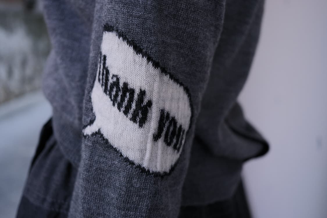 UK back button knit top 상품이미지4