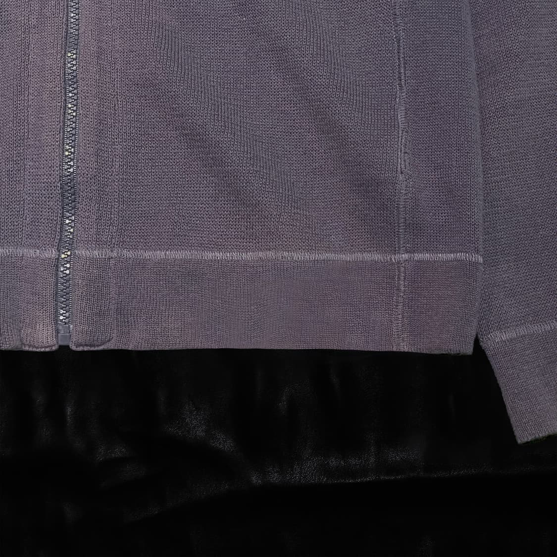 cp컴퍼니 반목 집업 차콜 상품이미지4