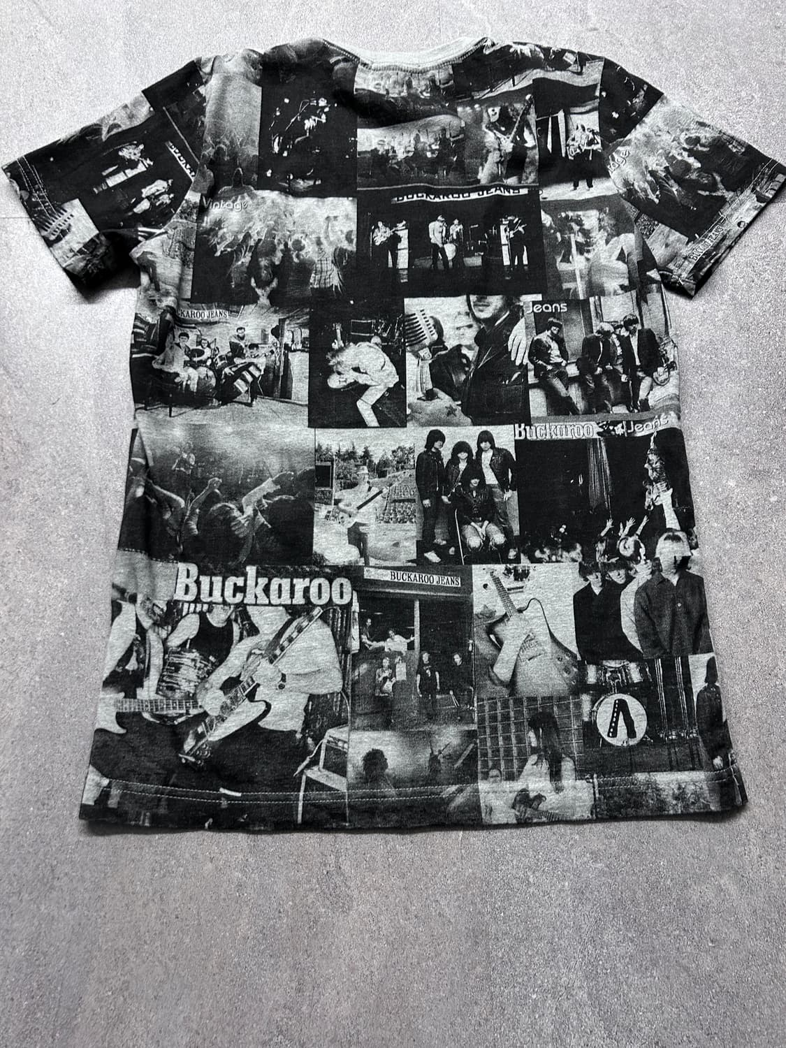 버커루 뉴스 페이퍼 그래픽 반팔 상품이미지9