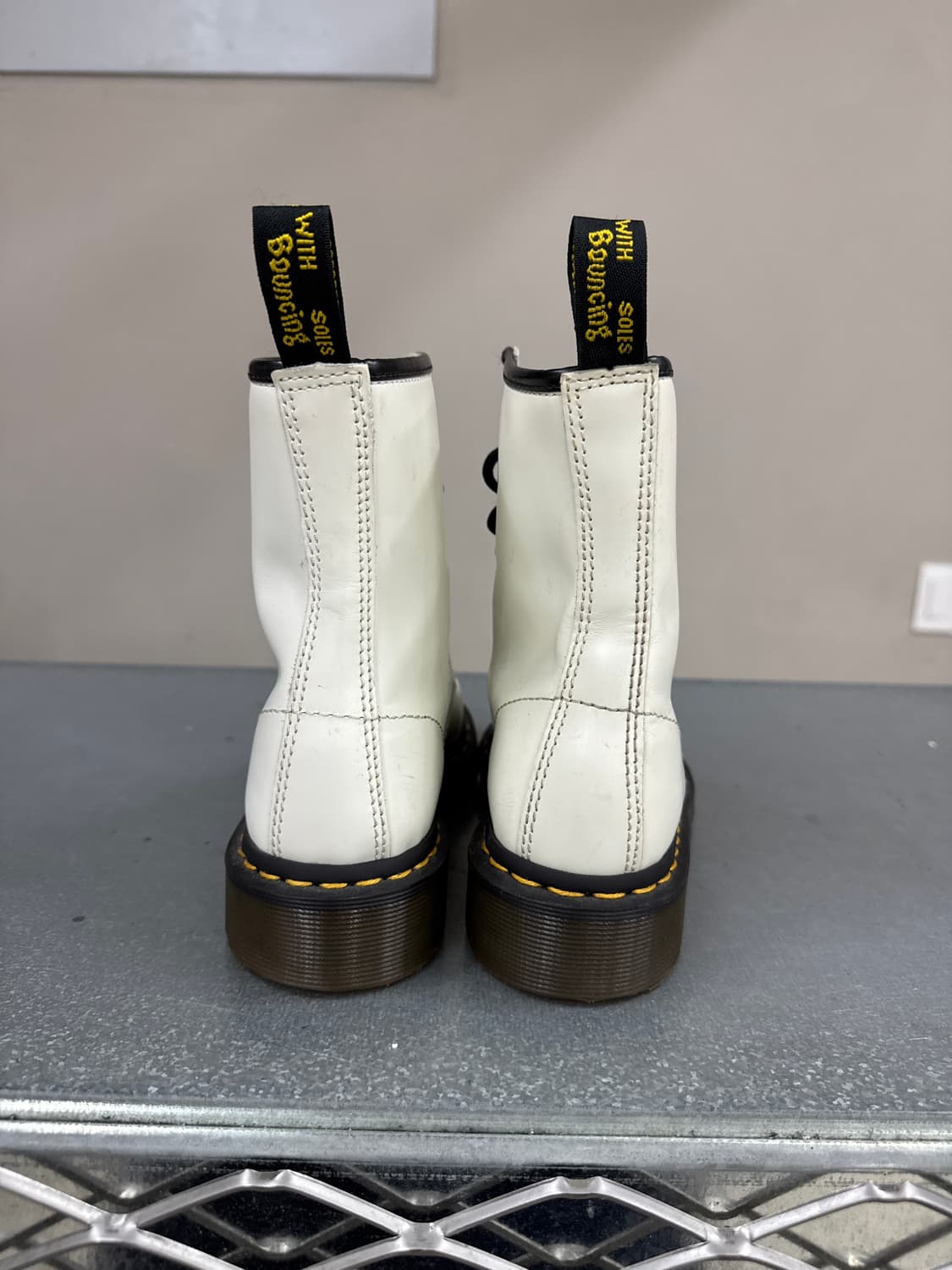 닥터마틴 1460 화이트 UK4 상품이미지3