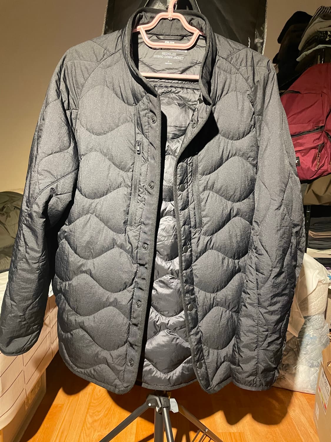 유니클로 화이트마운티어링 리사이클다운재킷 L 상품이미지2