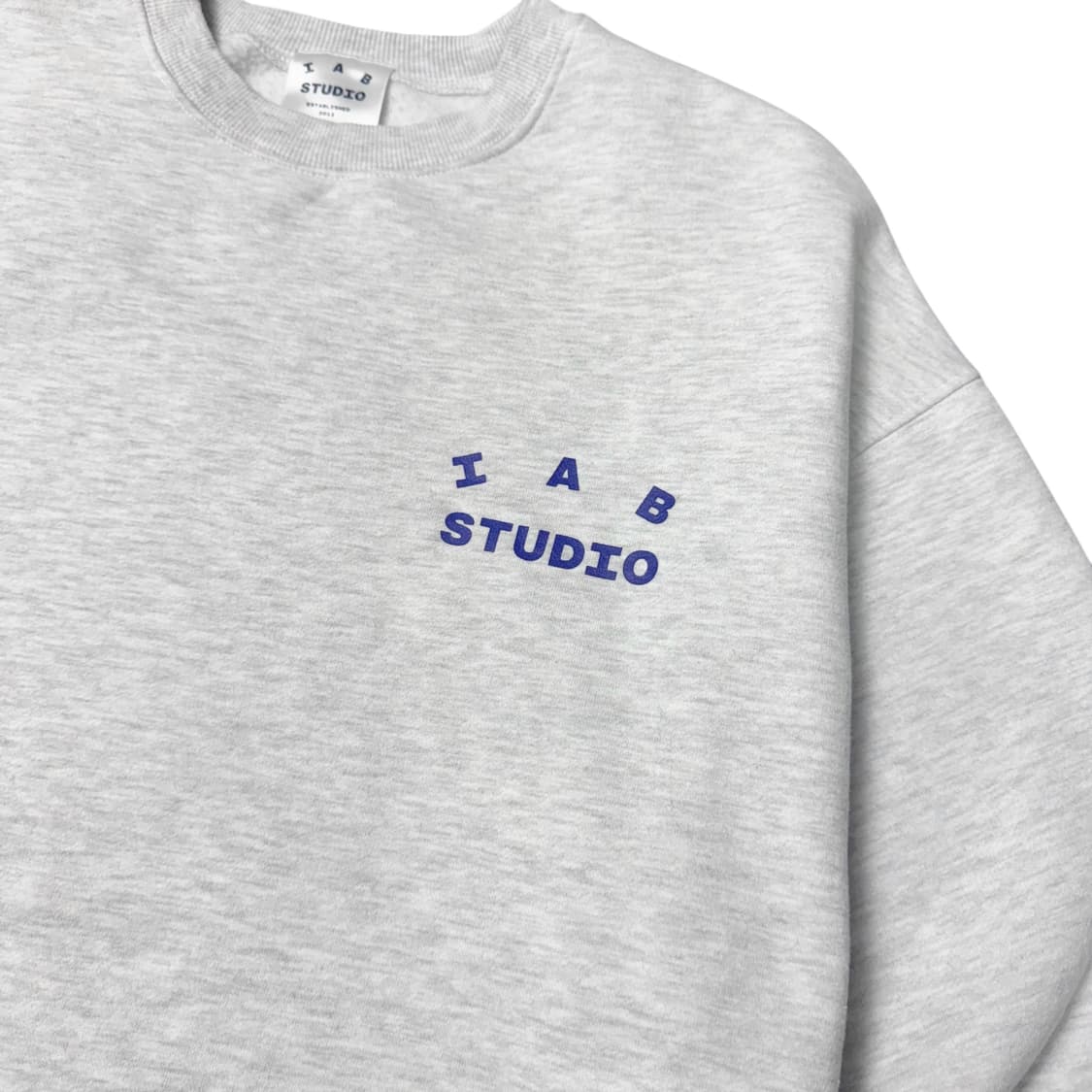 (XXL) 아이앱 스튜디오 스웨트셔츠 라이트 그레이 상품이미지4