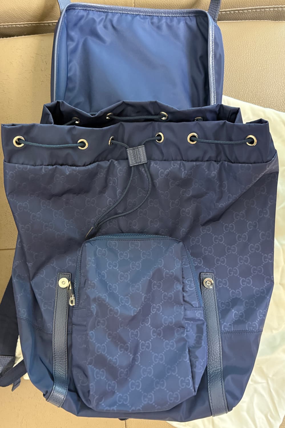 구찌 나일론 마이크로시마 백팩 네이비 상품이미지9