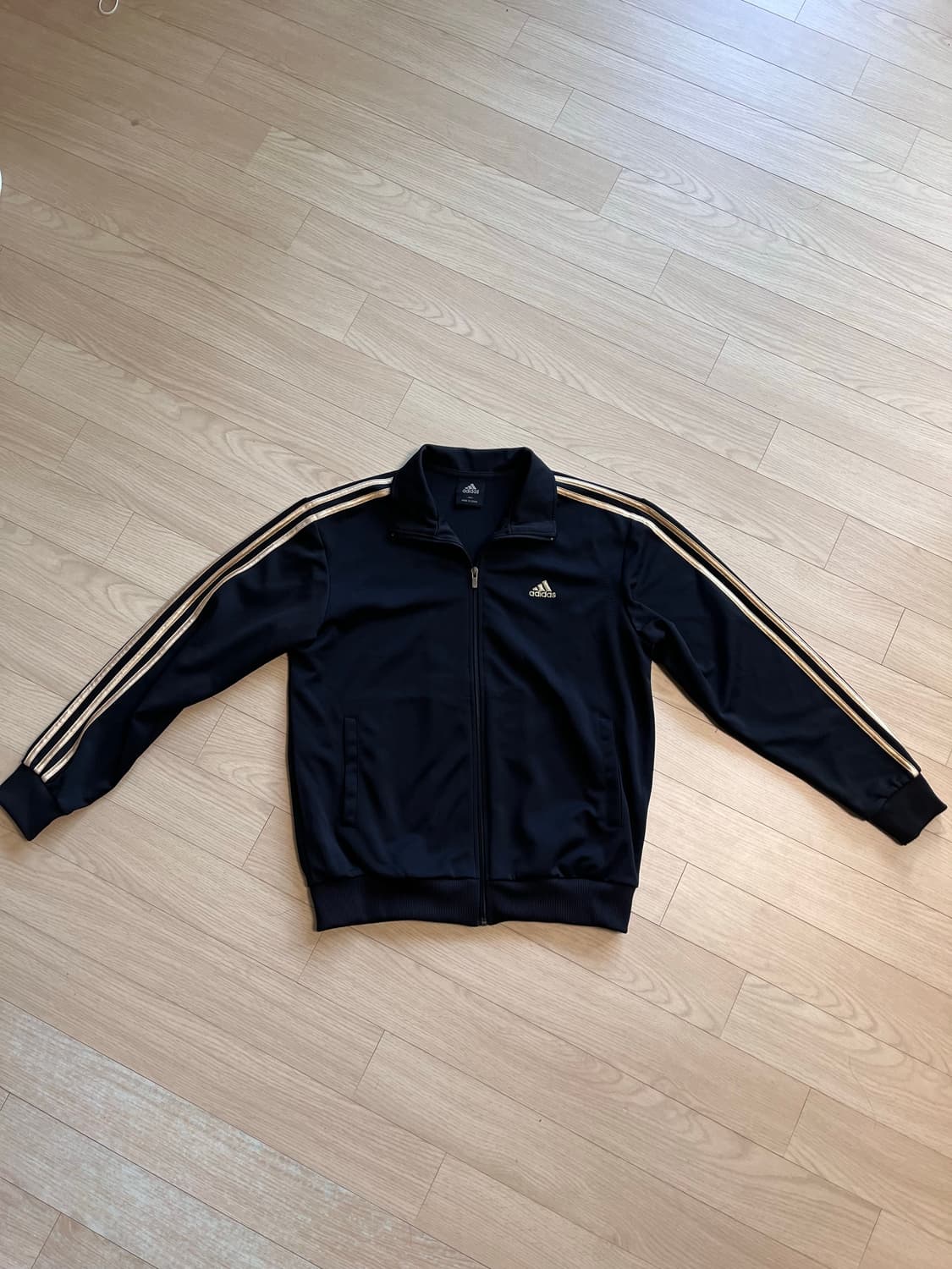 아디다스 져지 (골드) 상품이미지1