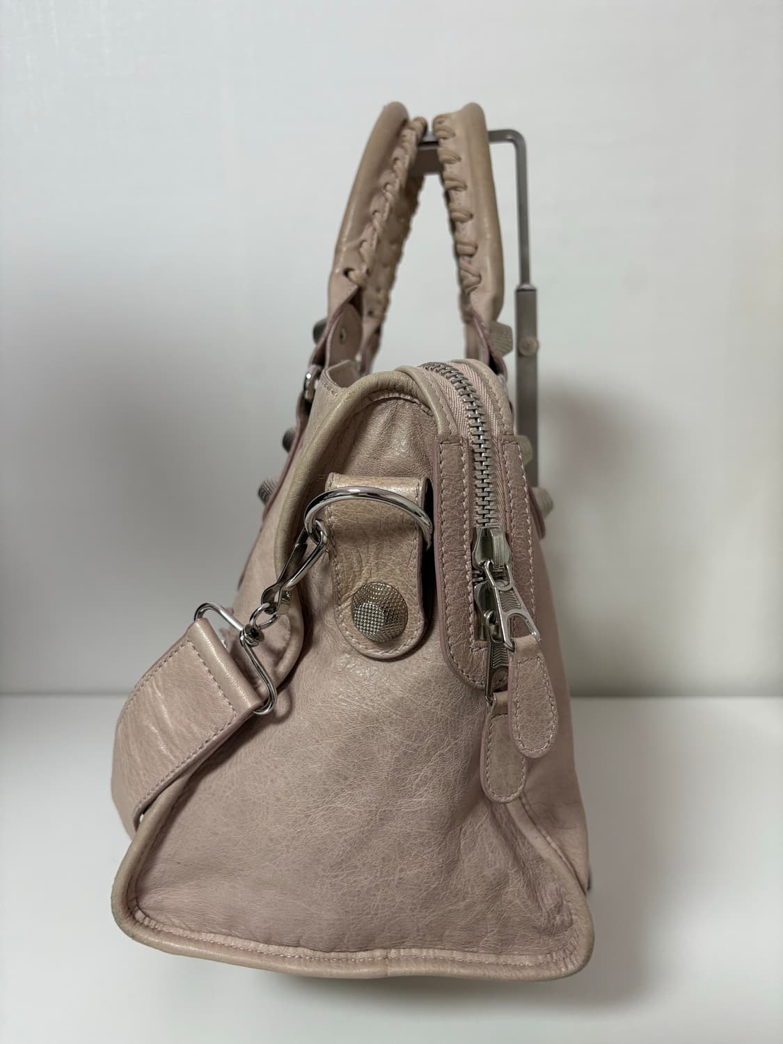 발렌시아가 파트타임 자이언트 모터백 핑크베이지 상품이미지4