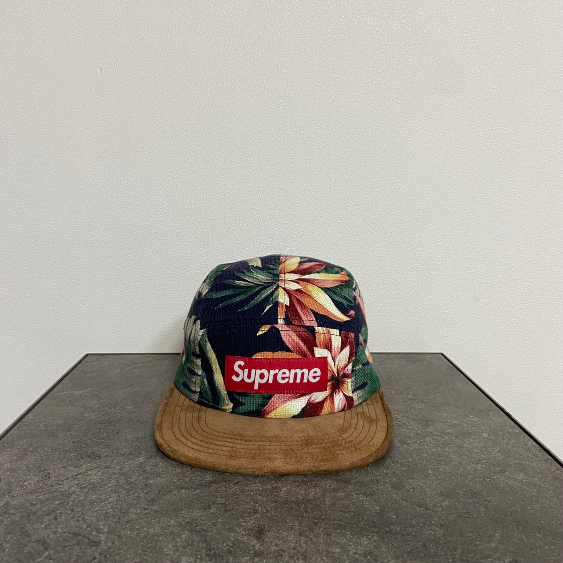 슈프림 스웨이드 바이저 플로랄 레드 박스로고 캠프캡 모자 상품이미지1