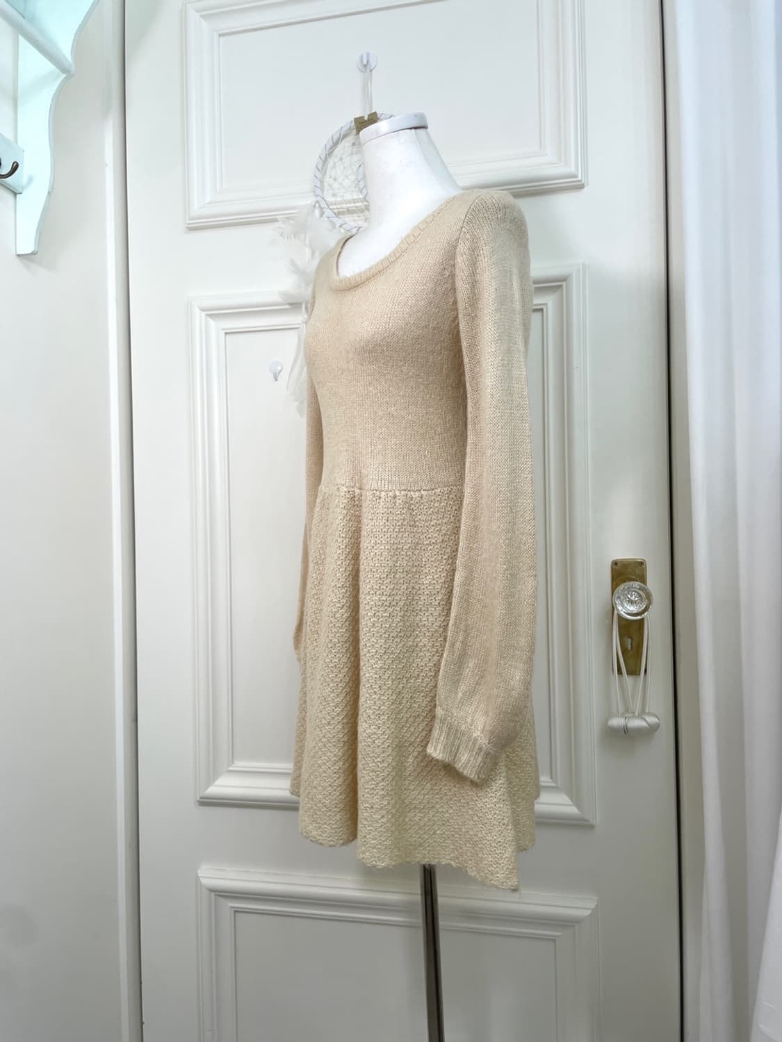 ivory lovely flare knit opc(size-M) 상품이미지2