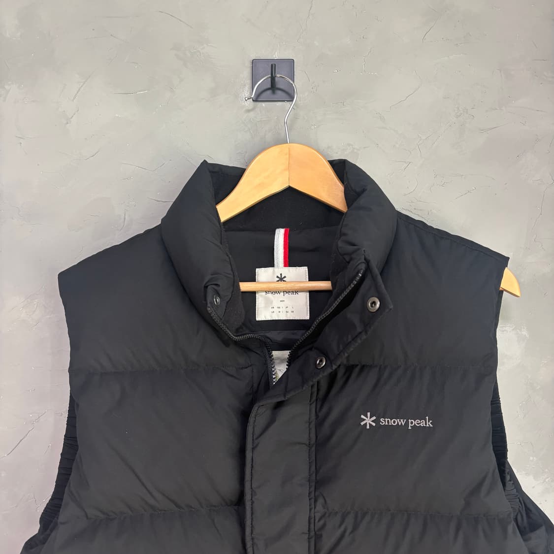 스노우피크 어페럴 덕다운 패딩조끼 블랙 상품이미지2