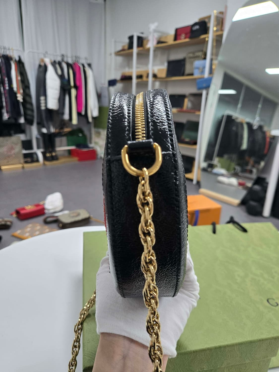 [40%할인] 구찌 오피디아 벨벳 라운드백 상품이미지4