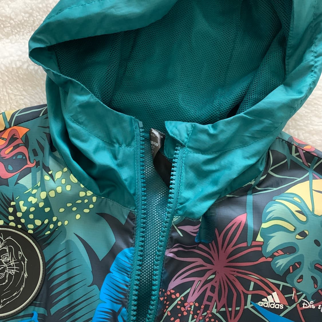 아디다스 키즈 디즈니 라이온킹 콜라보 후드 바람막이 상품이미지4