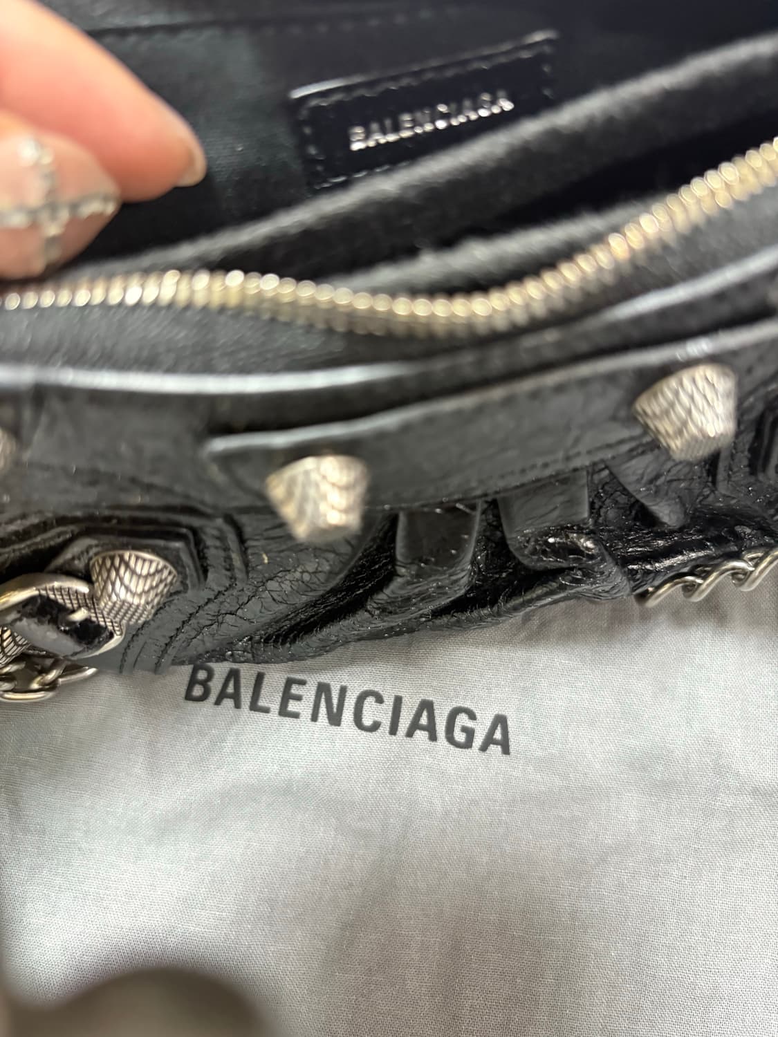 발렌시아가 르카골 미니 체인백 블랙 (이번주만 이가격 판매) 상품이미지8