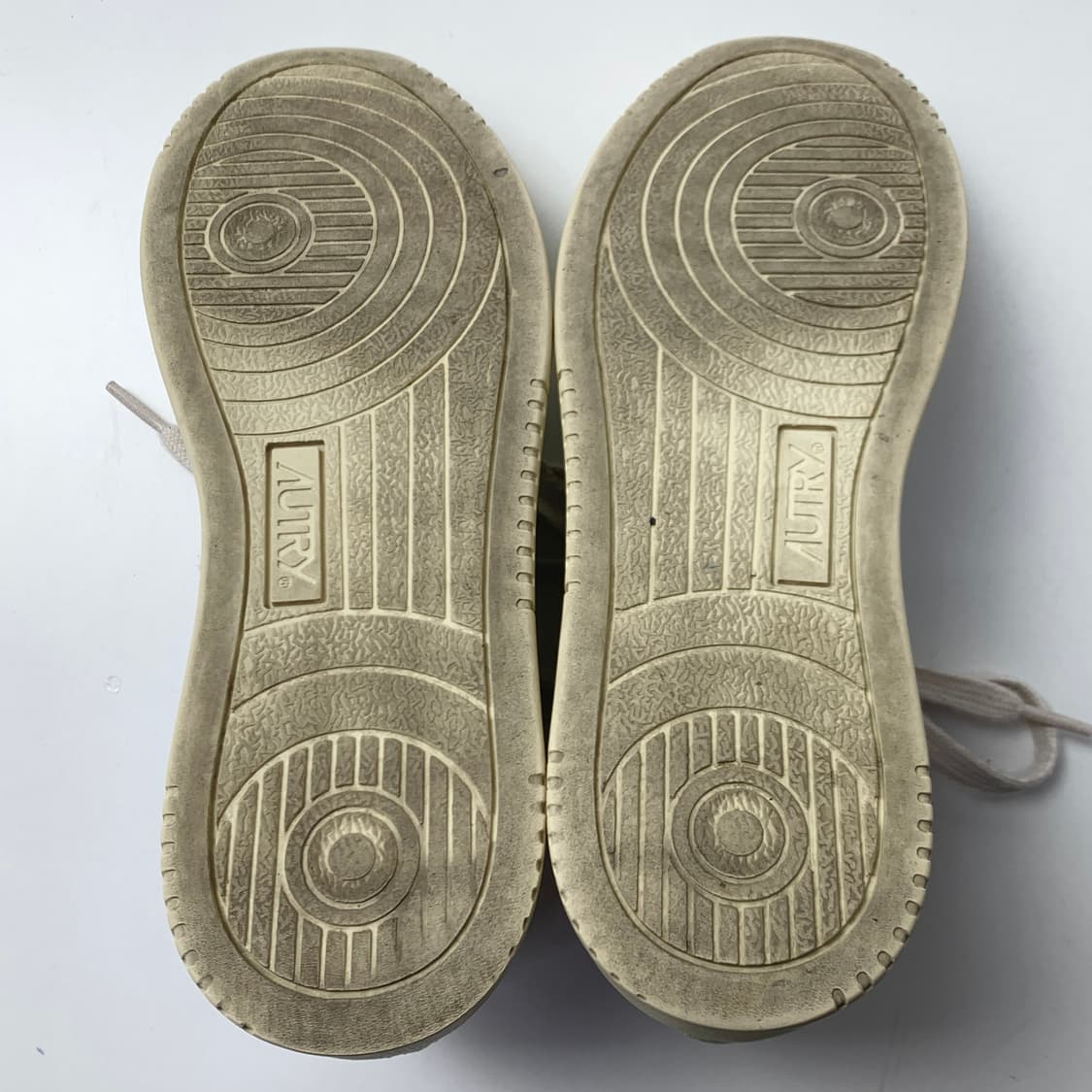 [37/정품] 오트리 메달리스트 로우 운동화 신발
 상품이미지6