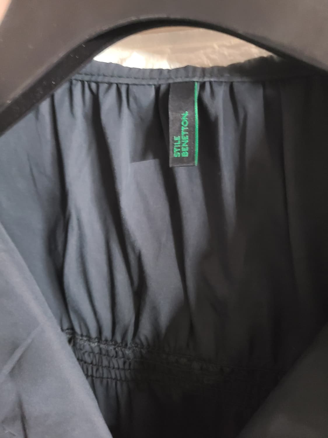 BENETTON 프릴 블라우스 네이비 상품이미지3