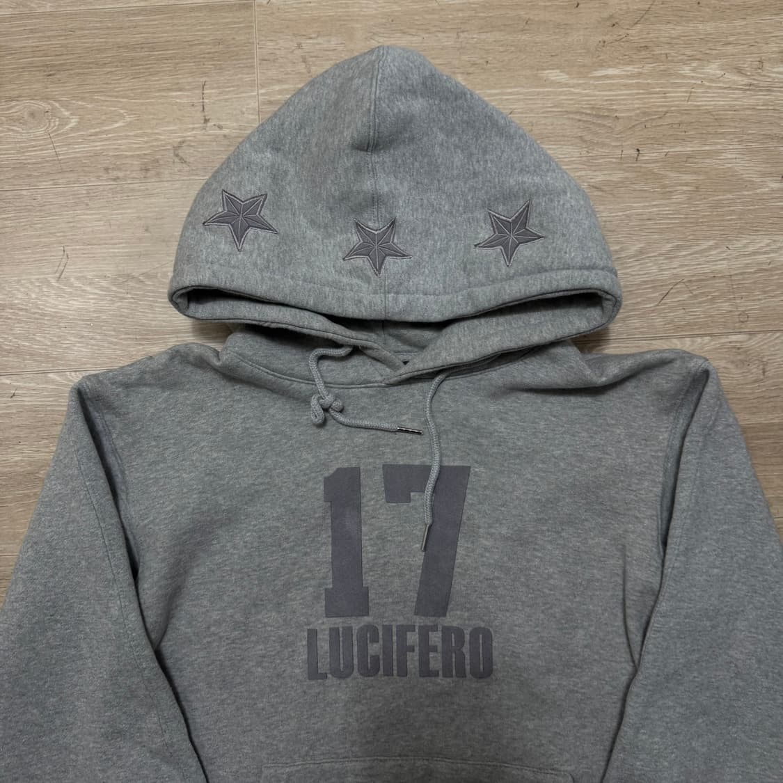 지방시 LUCIFERO 17 풀오버 후드티 상품이미지2