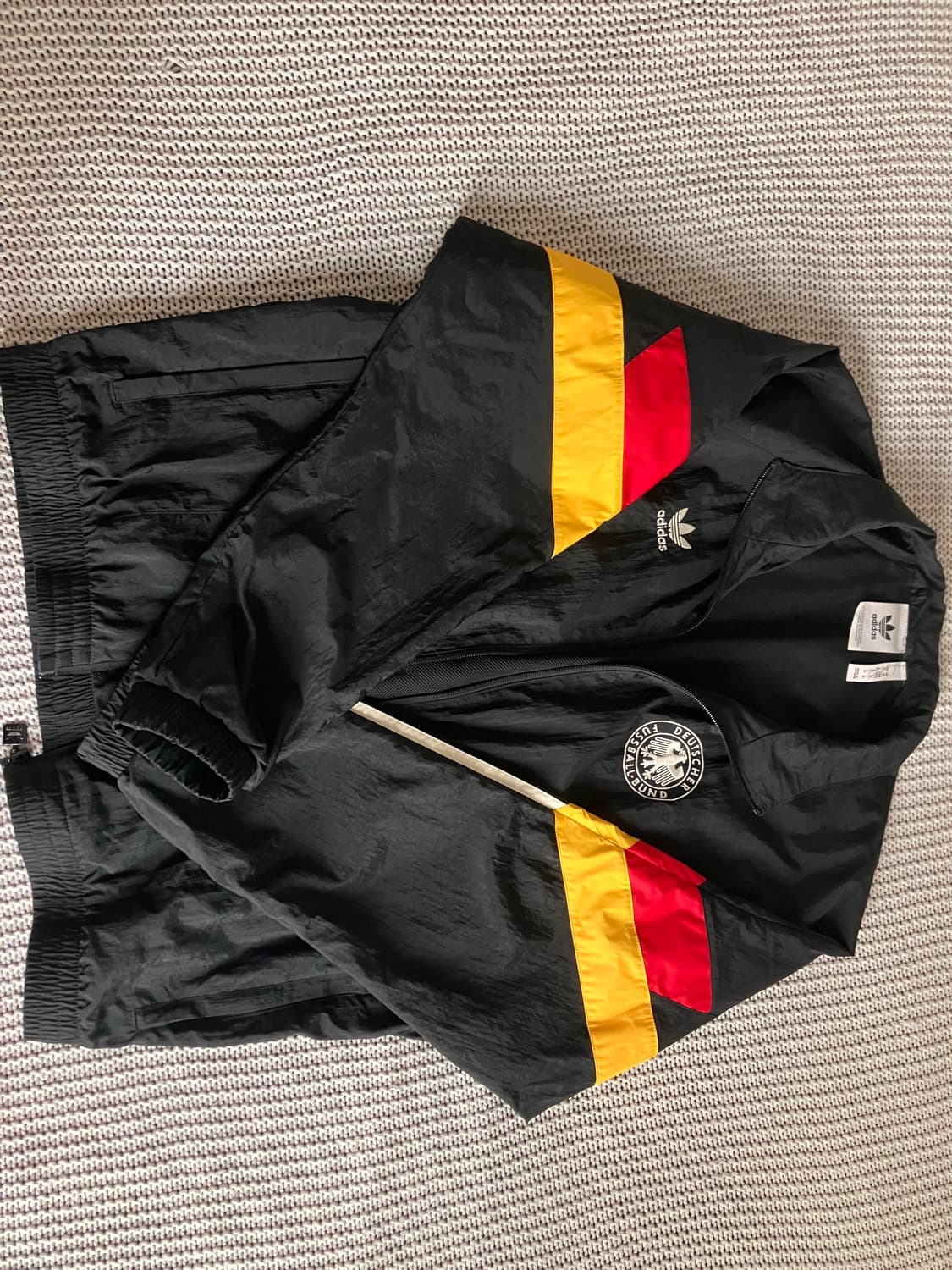 아디다스 오리지널스 독일 트랙탑 블랙 - US 사이즈 상품이미지3