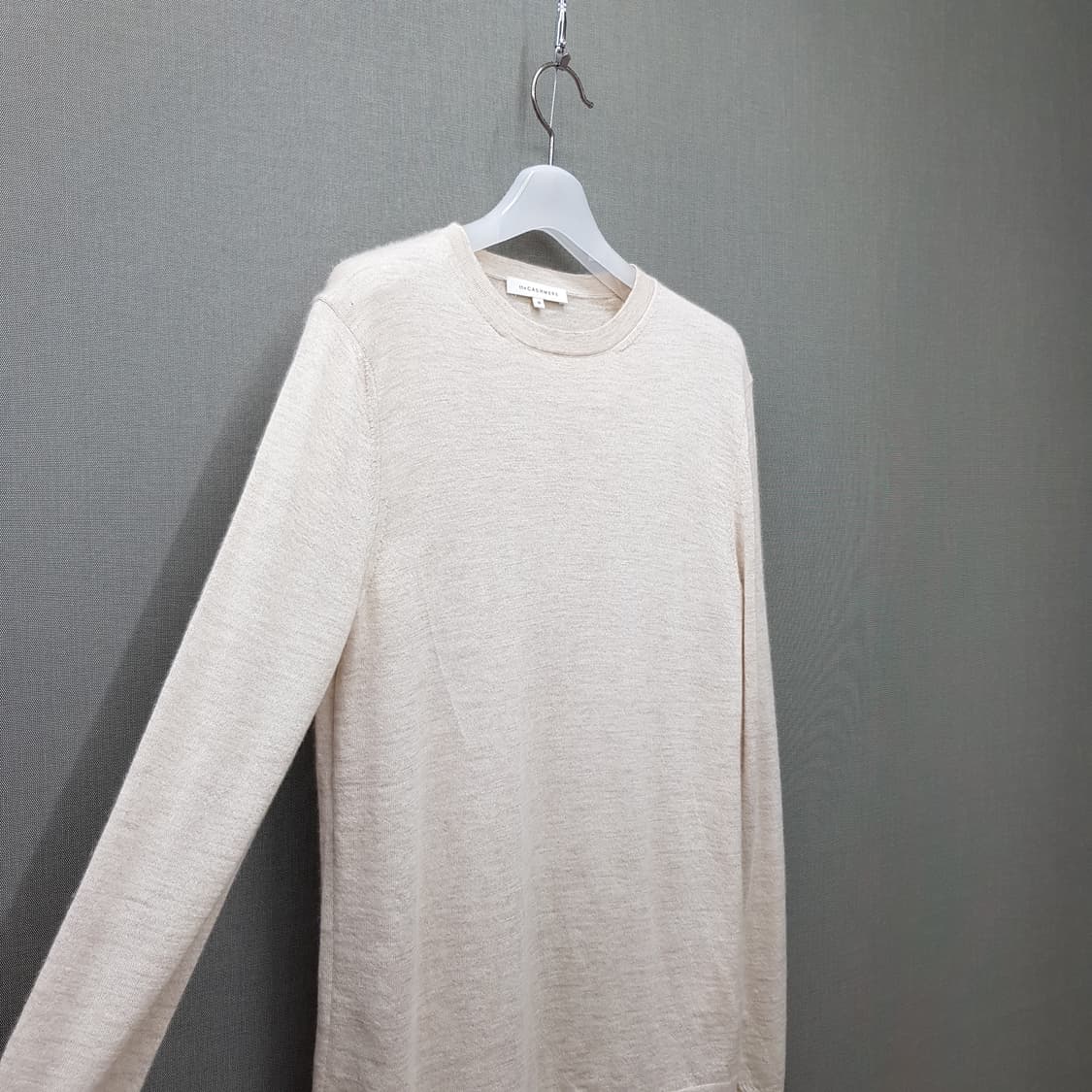 한섬 더캐시미어 캐시미어 라운드 니트 M사이즈 상품이미지3
