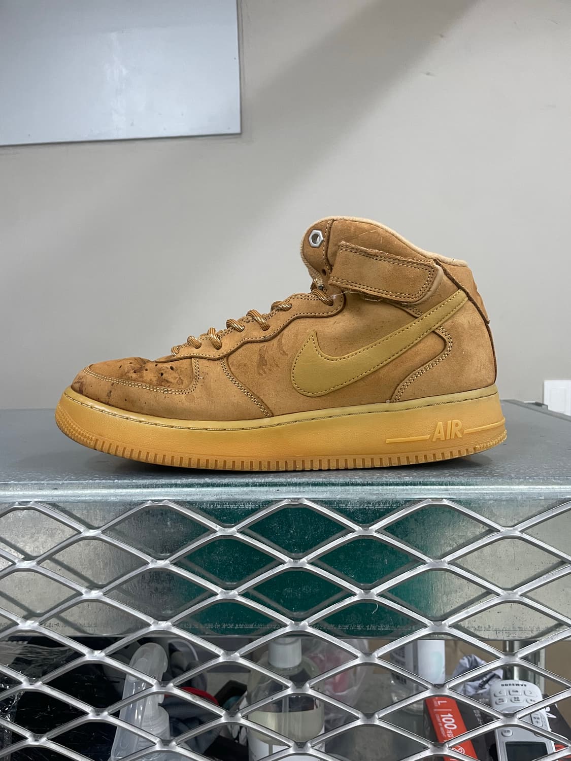 나이키 에어포스1 미드 '07 WB 플랙스 280 상품이미지1